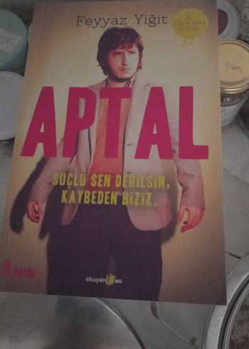 Aptal - Feyyaz Yiğit Roman