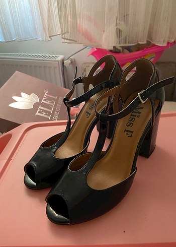 Siyah Tokalı Blok Topuklu Kadın Abiye Ayakkabı - Görsel 2