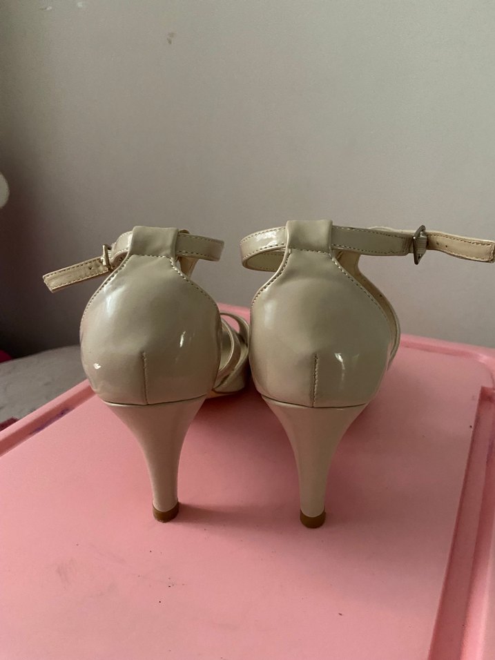 Beyaz Stiletto Topuklu Kadın Abiye Ayakkabı - Görsel 5