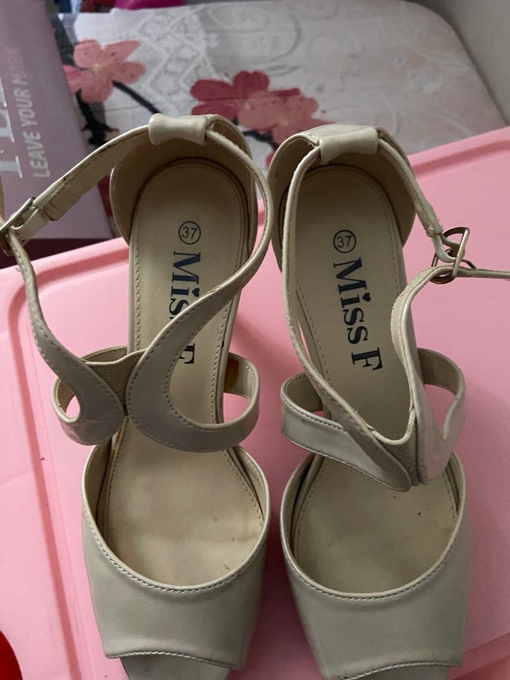 Beyaz Stiletto Topuklu Kadın Abiye Ayakkabı - Görsel 2