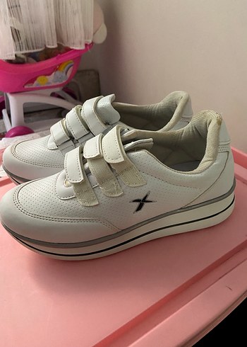 Beyaz Cırt Cırtlı Platform Spor Ayakkabı - Görsel 3