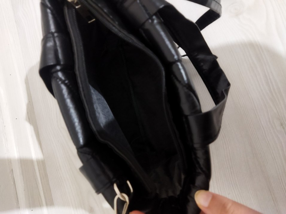 Siyah Deri Kadın Omuz Çantası - Görsel 4