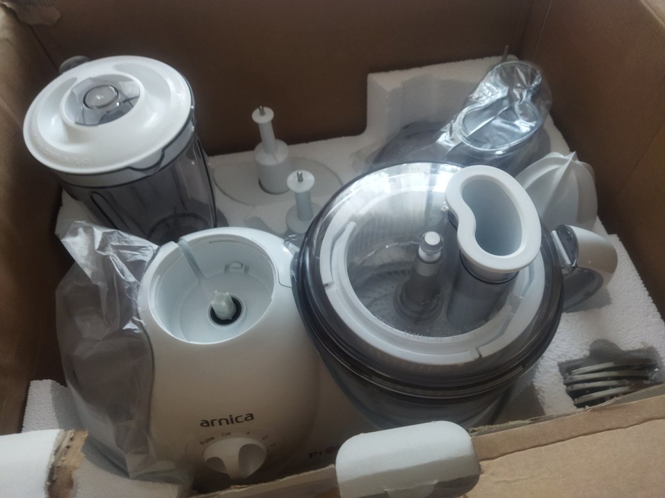 Arni Beyaz ve Gri Mutfak Robotu - Görsel 2