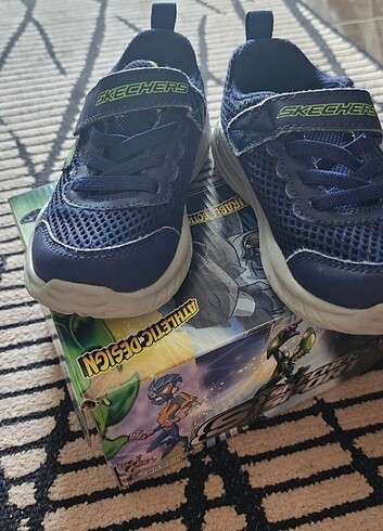Skechers 24 numara erkek cocuk ayakkabi 