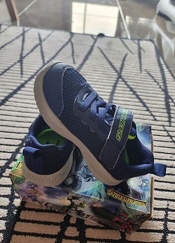24 Beden mavi Renk Skechers 24 numara erkek cocuk ayakkabi 