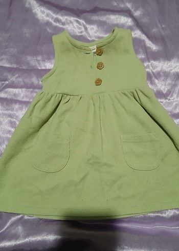 Düğmeli Yeşil Kolsuz Kız Elbisesi - Görsel 3