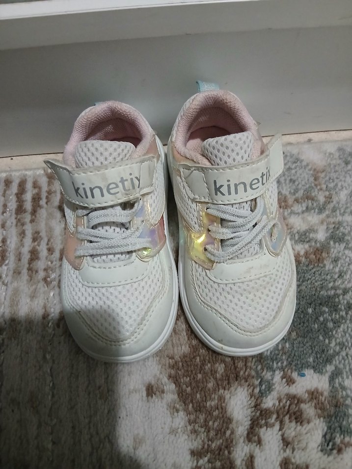 Kinetix Beyaz Kız Çocuk Spor Ayakkabı - Görsel 2