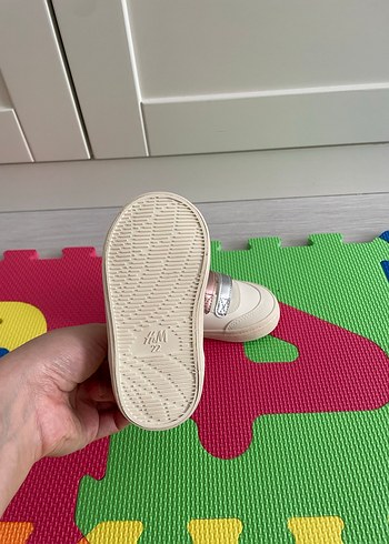 H&M Kız Çocuk Çok Renkli Cırt Cırtlı Spor Ayakkabı - Görsel 6