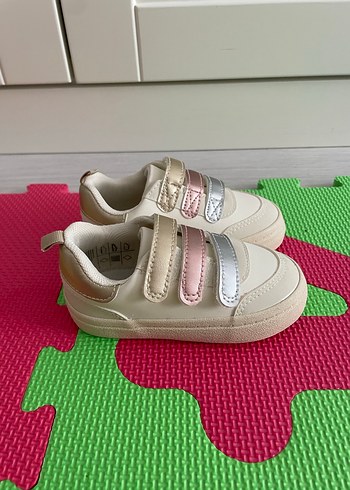 H&M Kız Çocuk Çok Renkli Cırt Cırtlı Spor Ayakkabı - Görsel 3