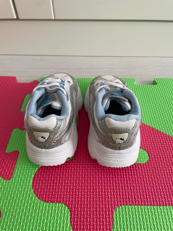 Adidas Ozmillen Bebek Ayakkabı - Görsel 2