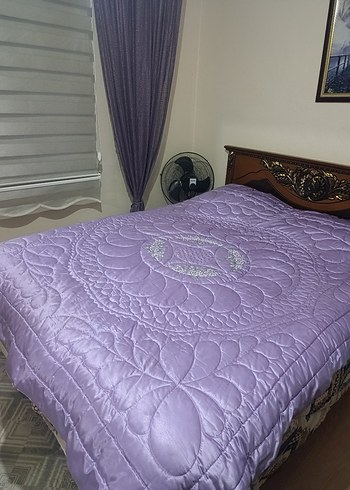 Mor İşlemeli Parlak Yatak yorganı - Görsel 2