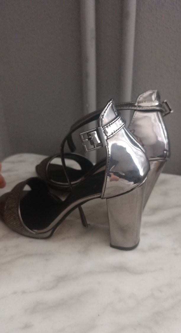 abiye ayakkabısı 1 defa giyildi sorunsuz - Görsel 3