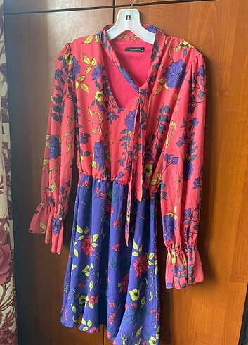 Pembe sifon elbise