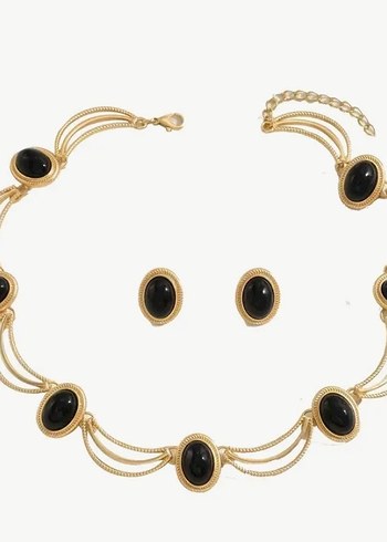 Zincir Detaylı Altın Renkli Mini Kadın Kolye - Görsel 2