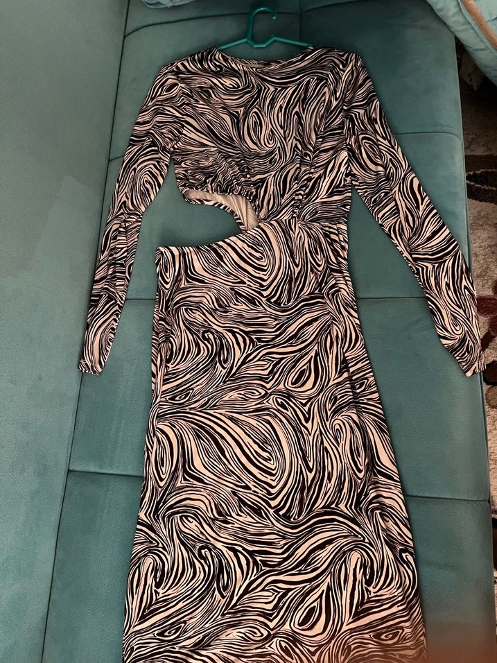 Zebra Desenli Uzun Kollu Kadın Elbise - Görsel 2