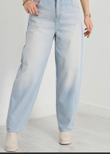 Kadın Mavi Batik Desenli Bol Kesim Denim Pantolon - Görsel 5