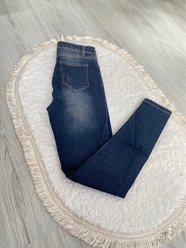 Lacivert jean