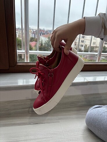 Guıseppe Zanotti