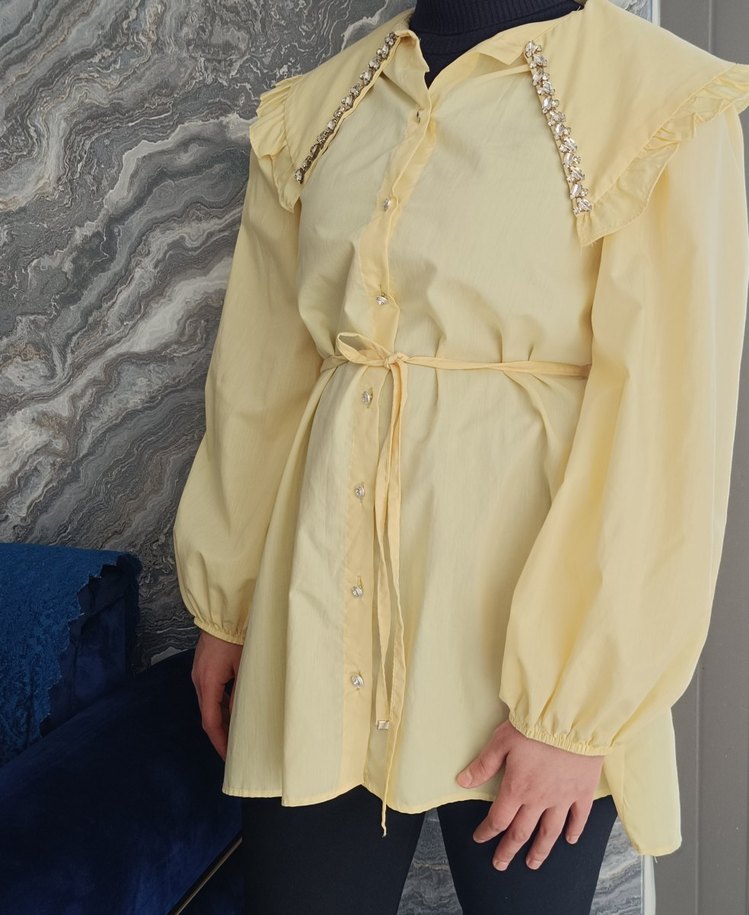 Sarı Düğmeli Gömlek - Görsel 3