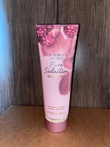 Victoria's Secret Pure Seduction Cashmere Vücut Losyonu