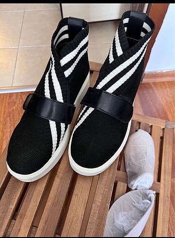 Mocassiniden alınmış rouge marka ayakkab