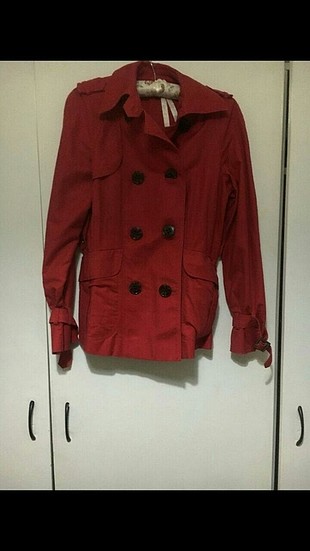 #zara#treçkot#kırmızı#kaban#mont