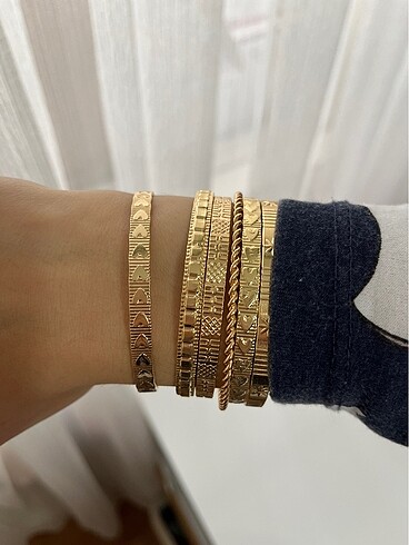 Gold bilezik