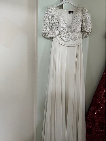 Nikah elbisesi