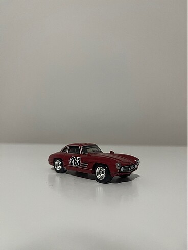 Hot Wheels Premium Mercedes