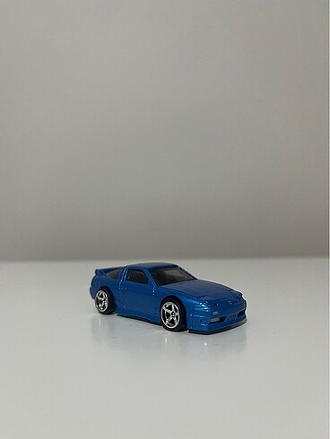 Hot Wheels Premium Nissan