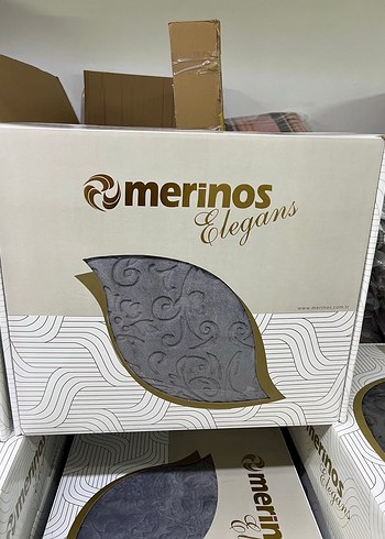 Gri Desenli Merinos Battaniye