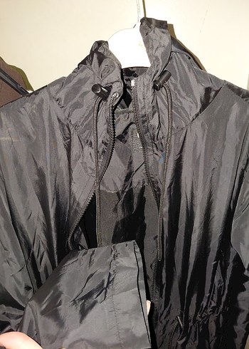 Fermuarlı Siyah Street Wear Kadın Yağmurluk - Görsel 2