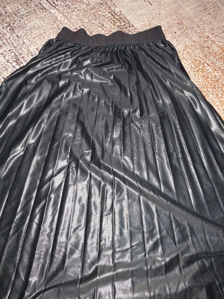 Siyah Uzun Deri Etek - Görsel 2