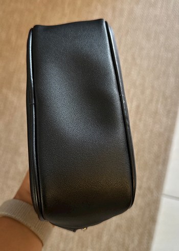 Beden Calvin Klein Siyah Deri Kadın Çapraz Çanta orj. Boynerden alınma