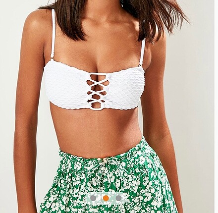 Trendyolmilla beyaz bikini üstü