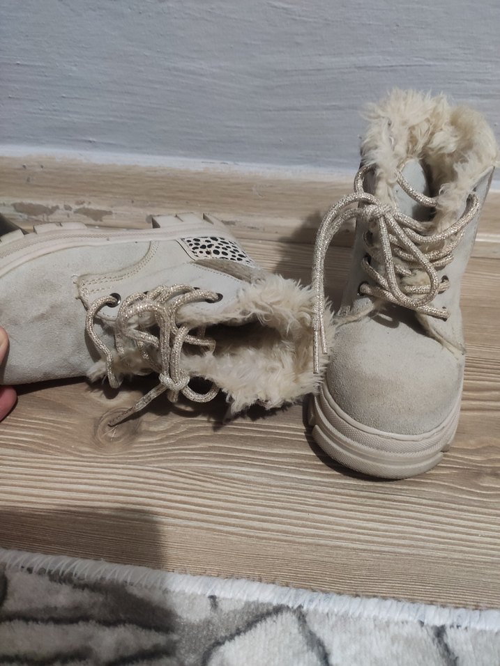 Kız Çocuk Bej Kürklü Bot - Görsel 2