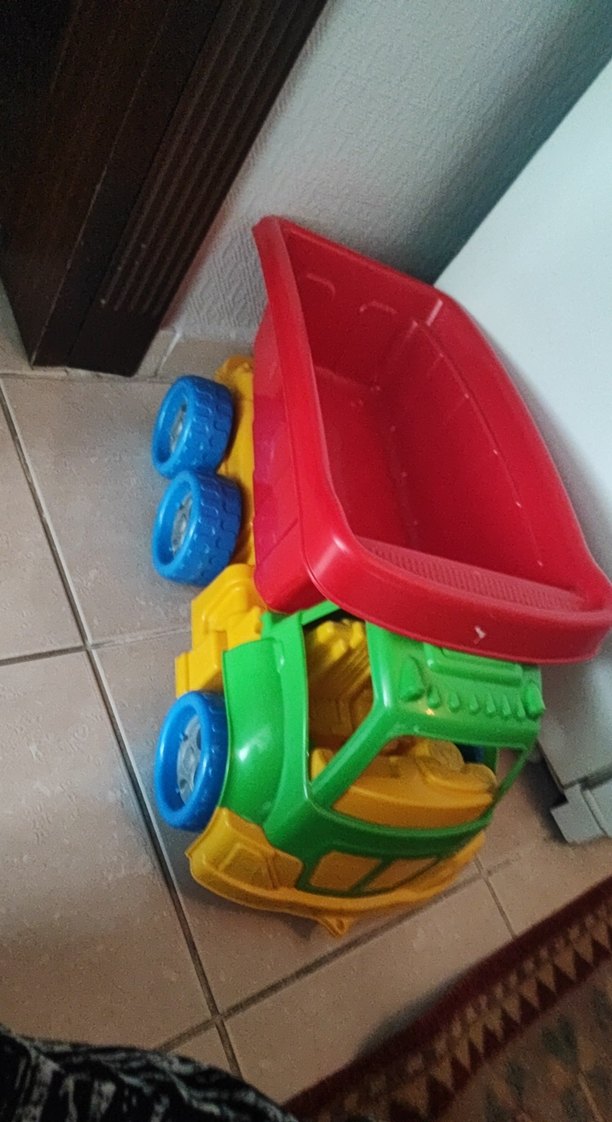 Renkli Oyuncak Arabalar Seti - Görsel 5