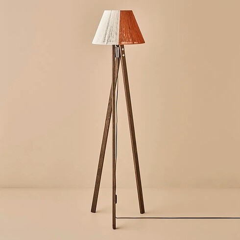 Beden Tres Ahşap Lambader(35x125 cm)