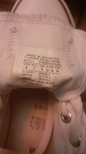 37,5 Beden beyaz Renk Convers all star uygun orijinal ayakkabi