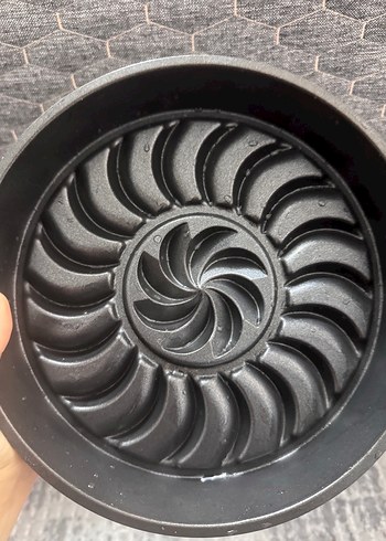 Siyah Spiral Kek Kalıbı
