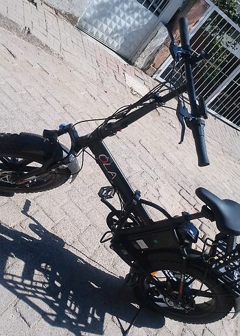 Beden siyah Renk Ola Marka Elektrikli bisiklet