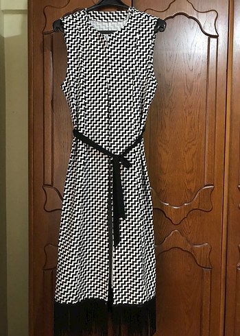 Kemerli Siyah Beyaz Uzun Kadın yelek - Görsel 2