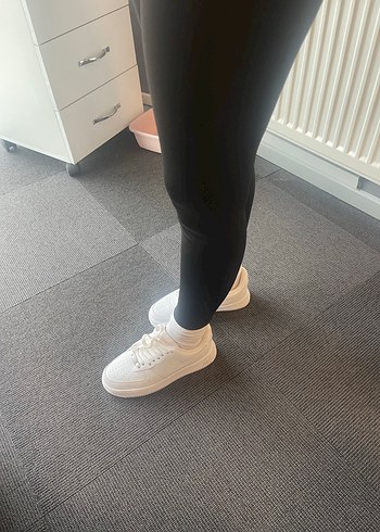 Nike Beyaz Bağcıklı Kadın Spor Ayakkabı - Görsel 7