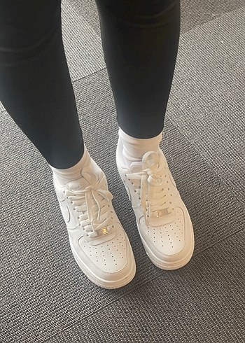 Nike Beyaz Bağcıklı Kadın Spor Ayakkabı - Görsel 5