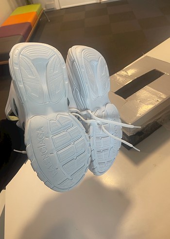 Beyaz Bağcıklı Kadın Spor Ayakkabı - Görsel 3