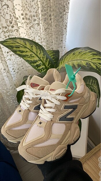New balance 9060