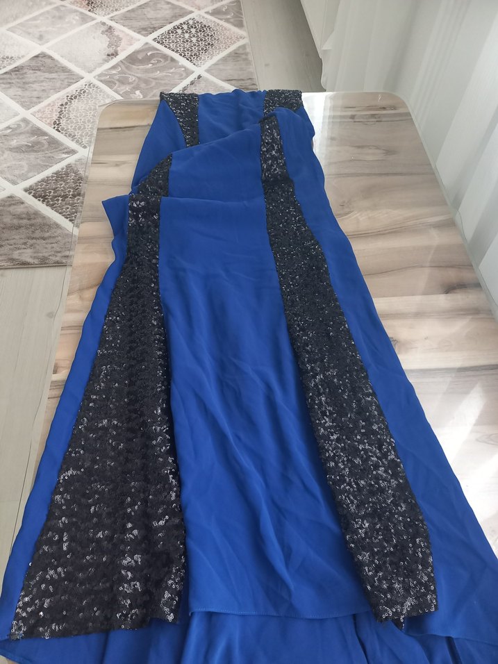 Siyah Detaylı Mavi Straplez Uzun Abiye Elbise - Görsel 2