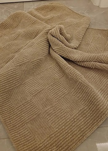 Kahverengi Nakışlı Örgü Çocuk Battaniyesi - Görsel 7