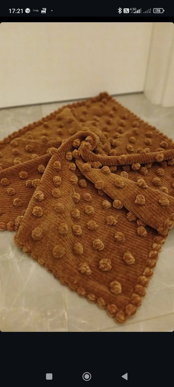 Kahverengi Nakışlı Örgü Çocuk Battaniyesi - Görsel 3