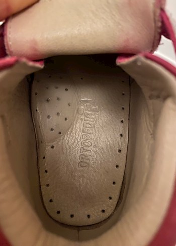 Kız Çocuk İlk Adım Kırmızı Cırtlı Ayakkabı 22 numara 2 - 3 yaş - Görsel 2